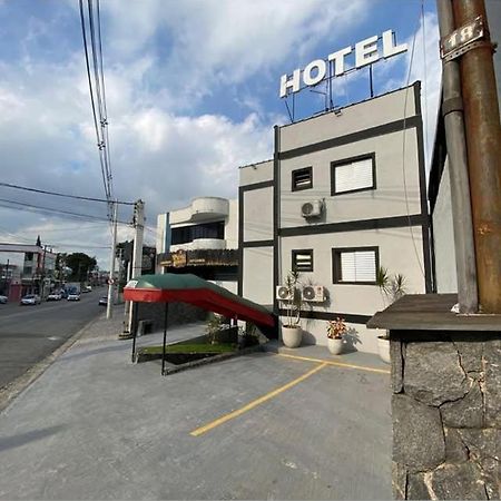 Hotel Novo Mexico กัวรูยุส ภายนอก รูปภาพ