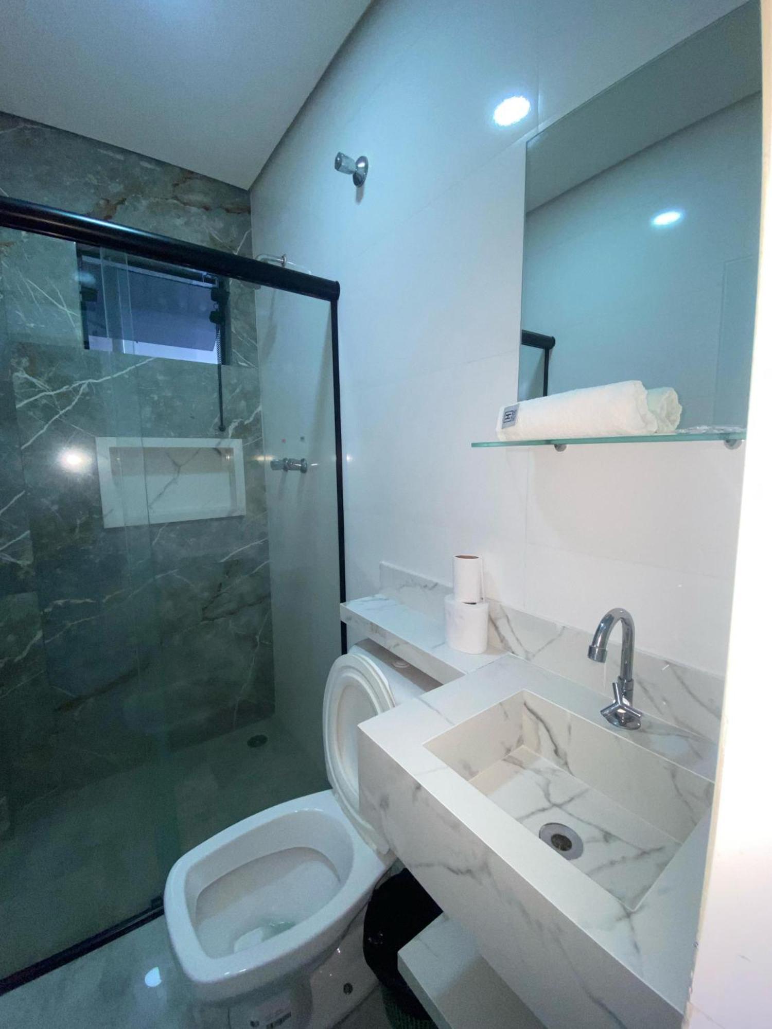 Hotel Novo Mexico กัวรูยุส ภายนอก รูปภาพ