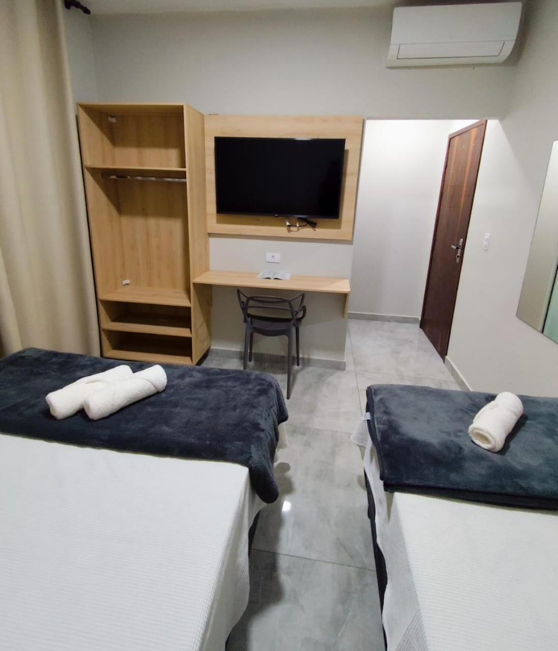Hotel Novo Mexico กัวรูยุส ภายนอก รูปภาพ